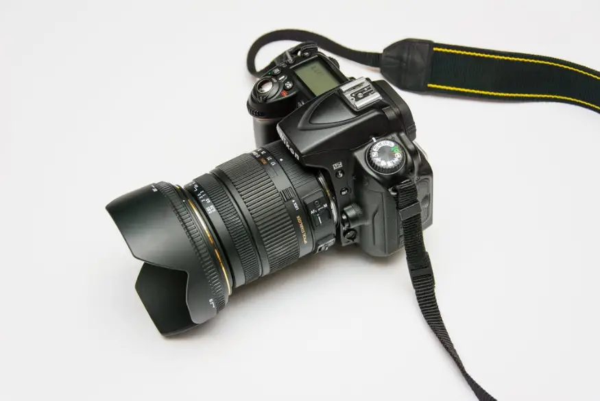 Does Nikon D3100 Have WIFI