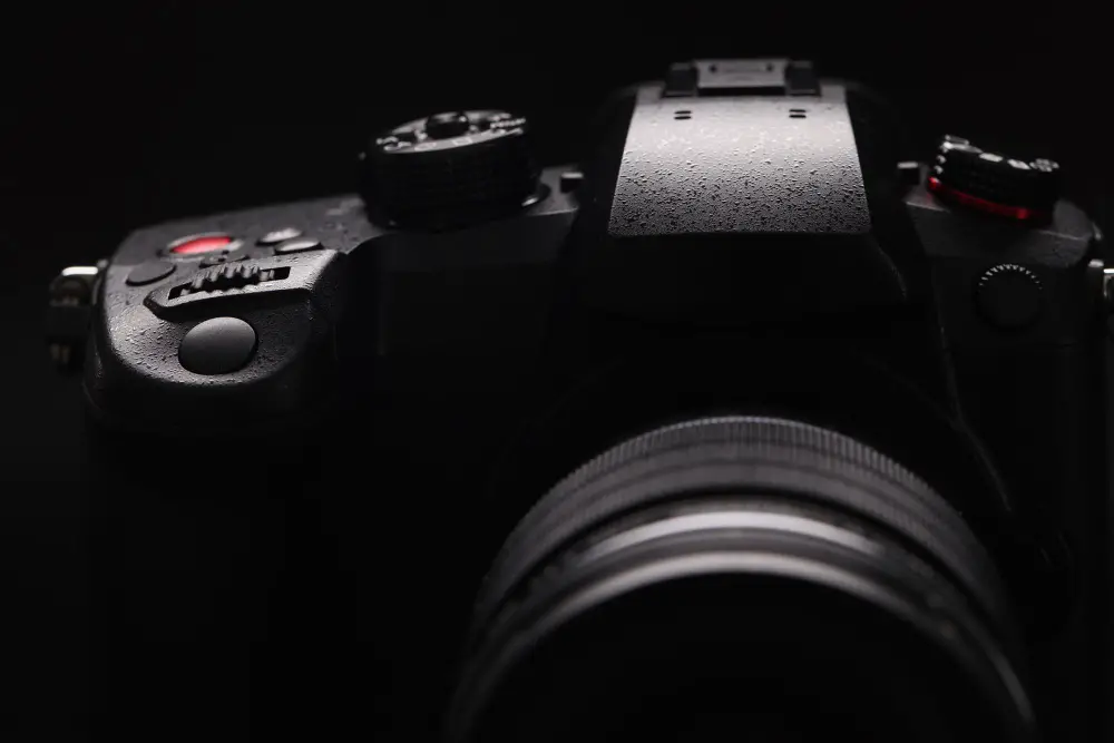 How to Zoom in on a Canon Camera