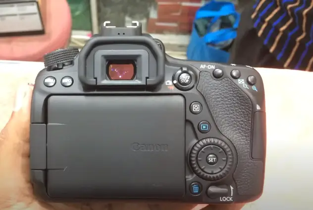 Does Canon 80d Have WiFi?