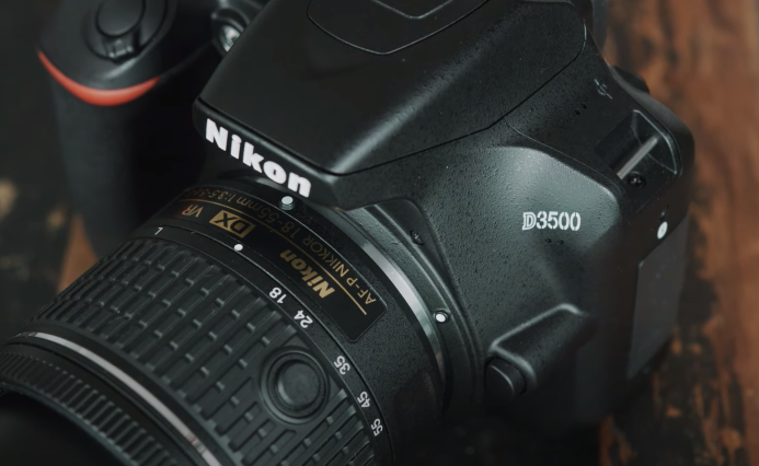 Does Nikon D3500 Have Bluetooth